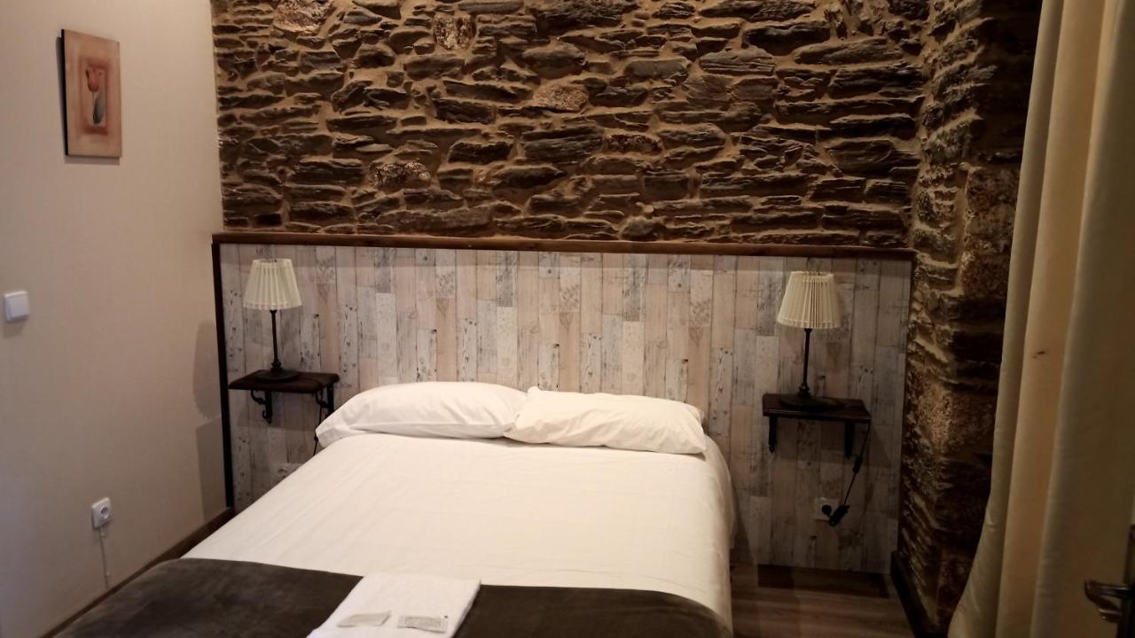 La Casona De Sarria Hostel Екстериор снимка