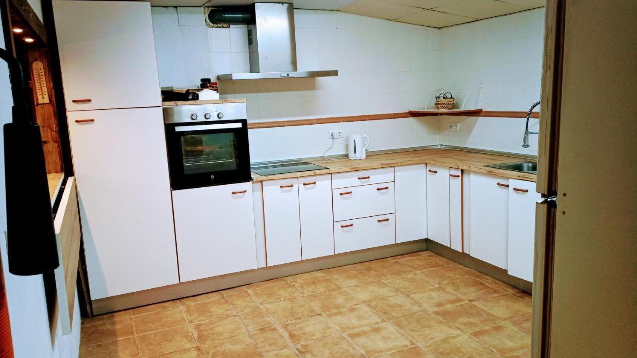 La Casona De Sarria Hostel Екстериор снимка