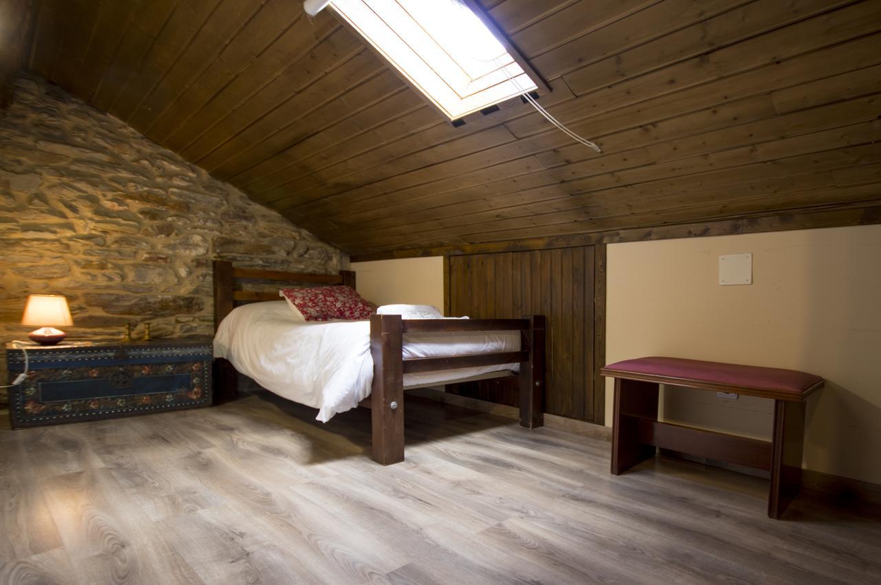 La Casona De Sarria Hostel Екстериор снимка
