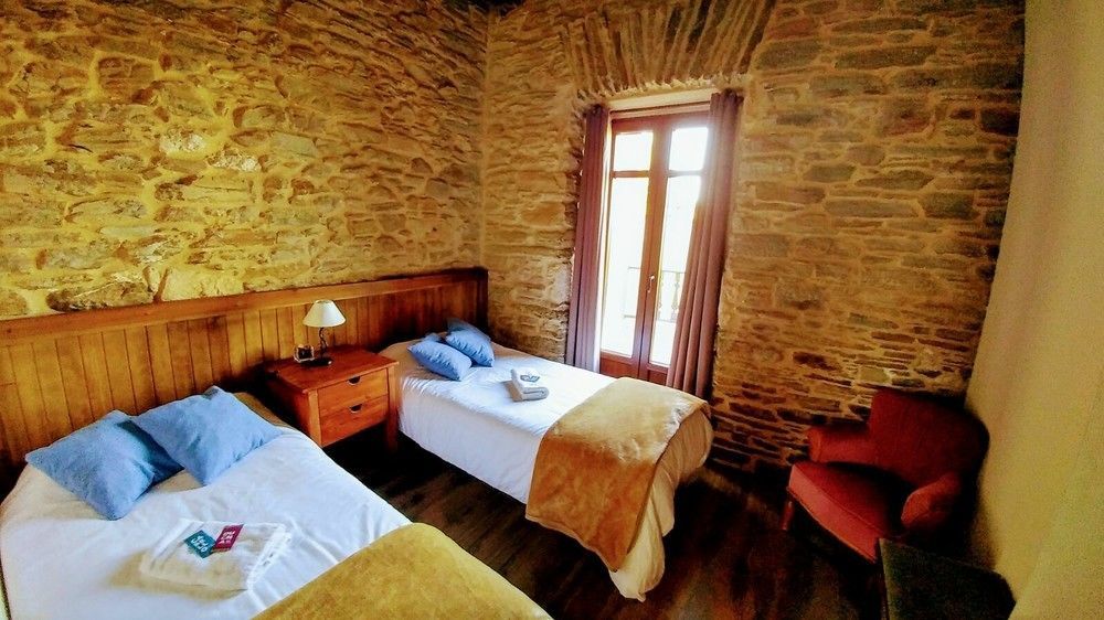 La Casona De Sarria Hostel Екстериор снимка